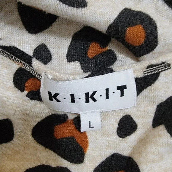 JUNIORS Leopard Print Long Sleeve Shirt Blouse Ruffle Hem Casual Cute Soft Sz L - Picture 8 of 9